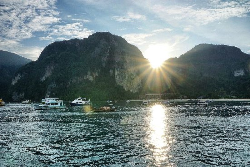 How to visit Phi Phi Island