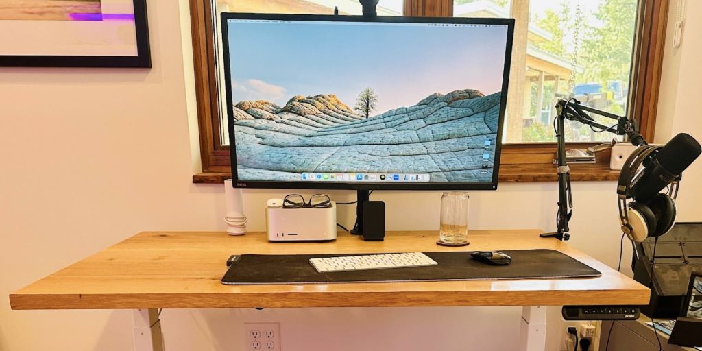 Silencing the Workspace: A Guide to Quieter Standing Desks